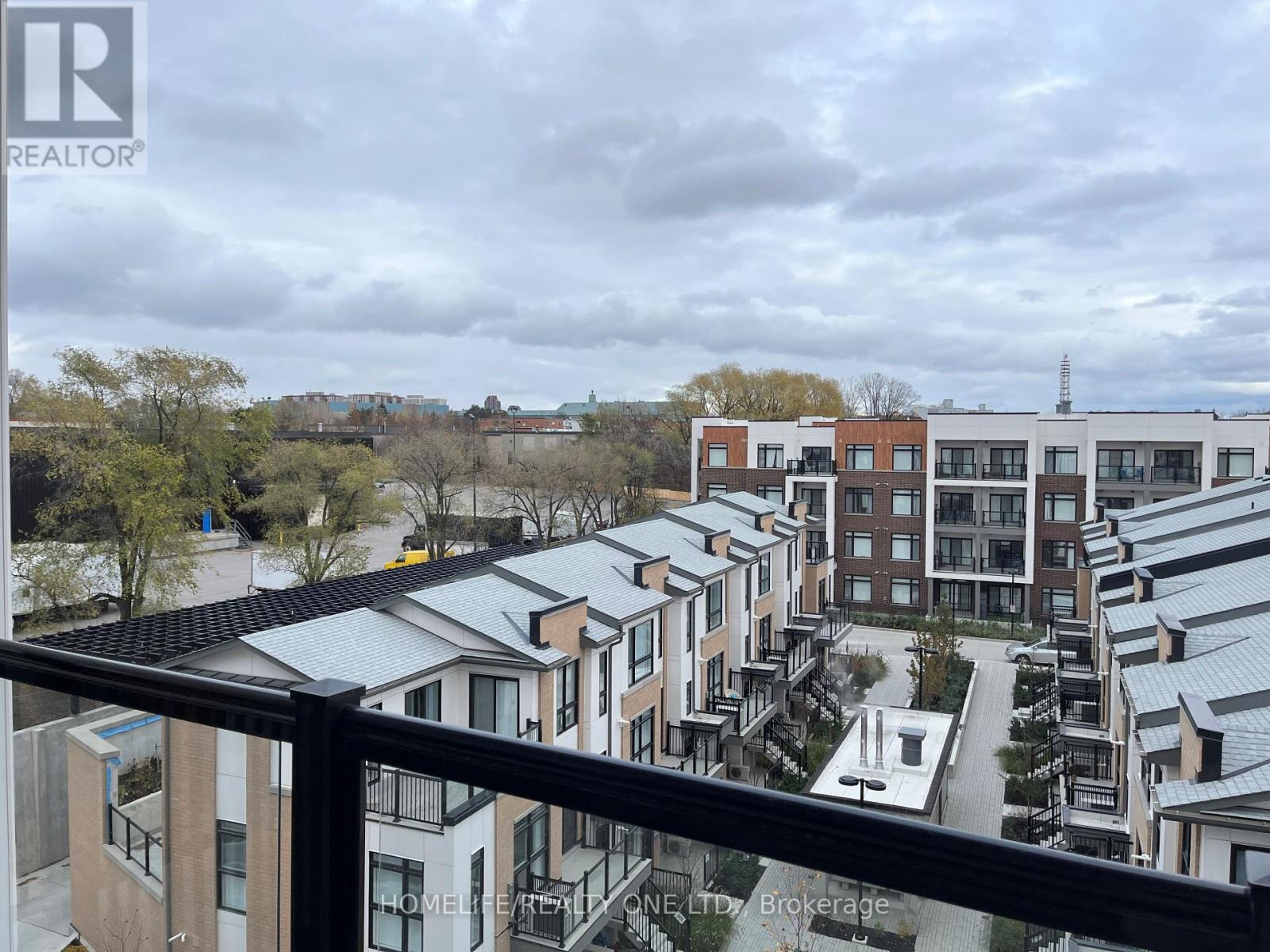 Photo 11 of 501 160 Canon Jackson Drive, Toronto ON