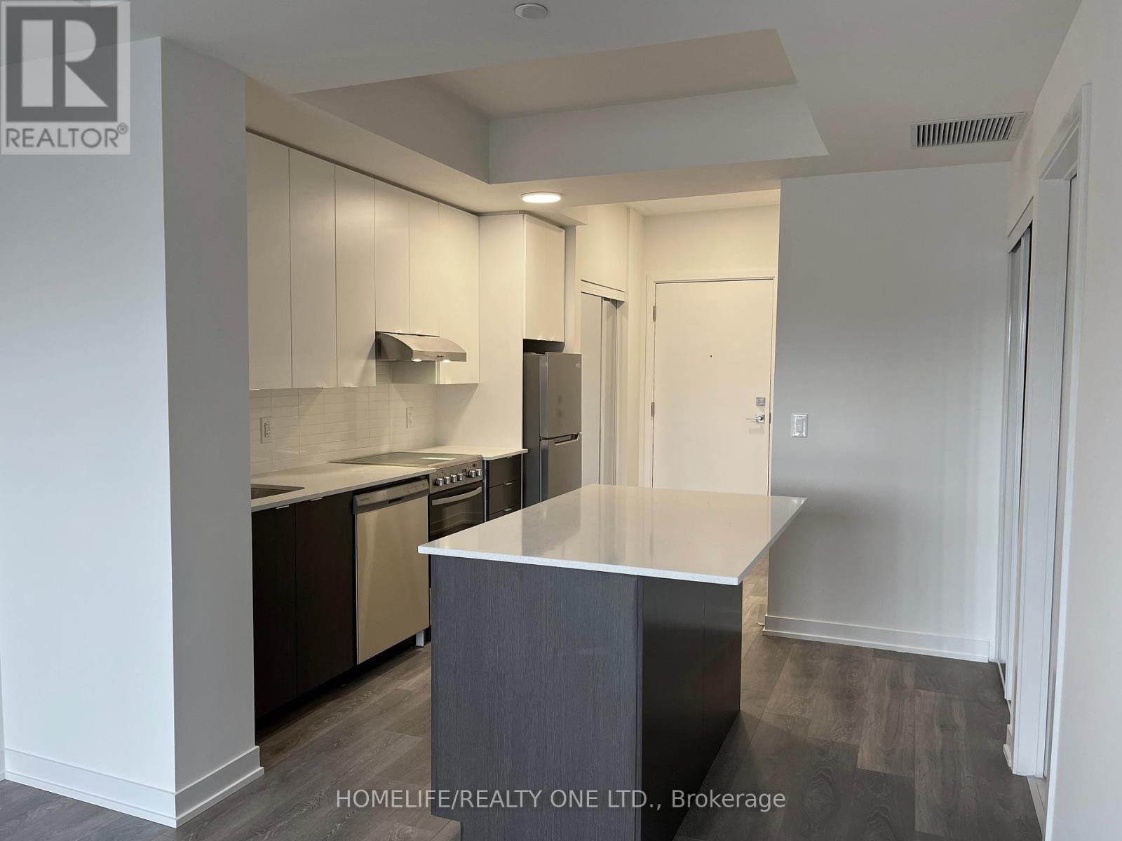 Photo 1 of 501 160 Canon Jackson Drive, Toronto ON