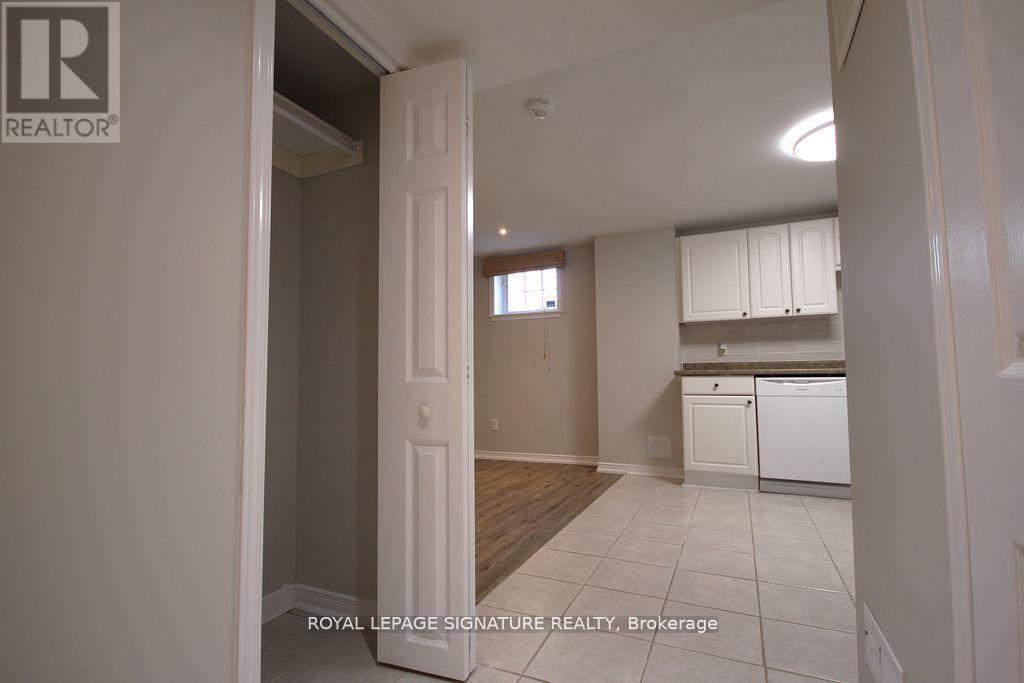 Photo 8 of Lower 70 Penbridge Circle, Brampton ON
