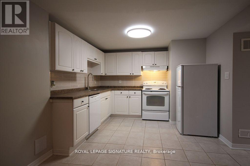 Photo 4 of Lower 70 Penbridge Circle, Brampton ON