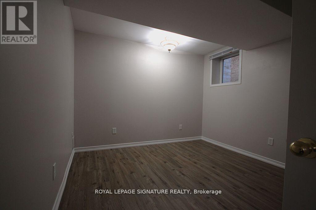 Photo 10 of Lower 70 Penbridge Circle, Brampton ON