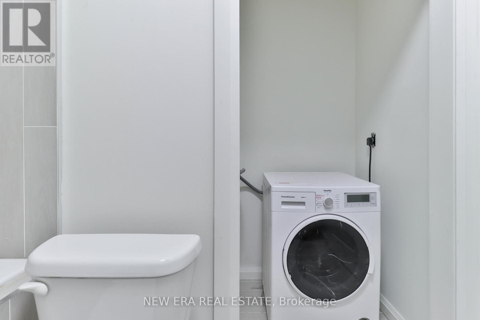 Photo 7 of 990 Dovercourt Road, Toronto ON