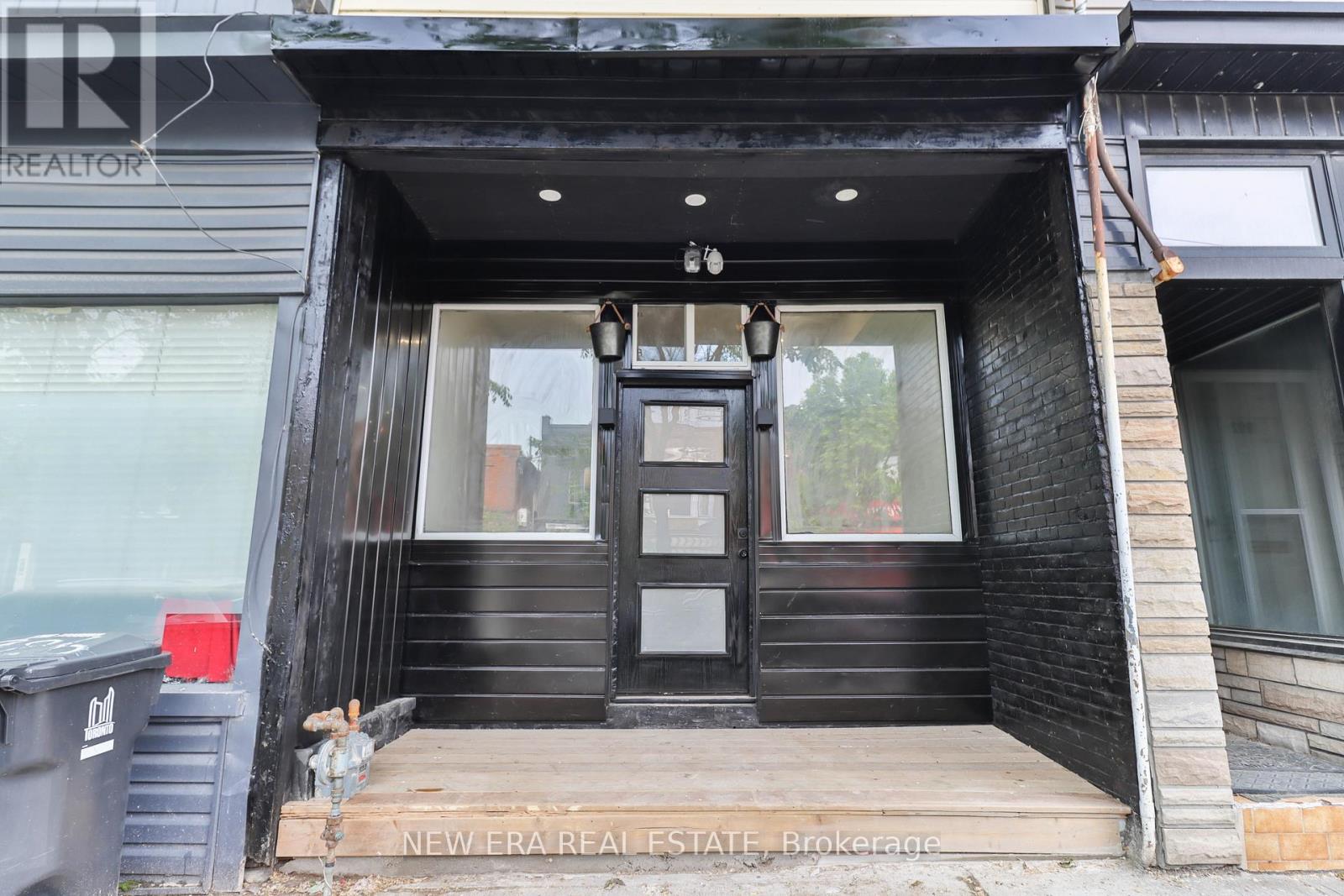 Photo 8 of 990 Dovercourt Road, Toronto ON