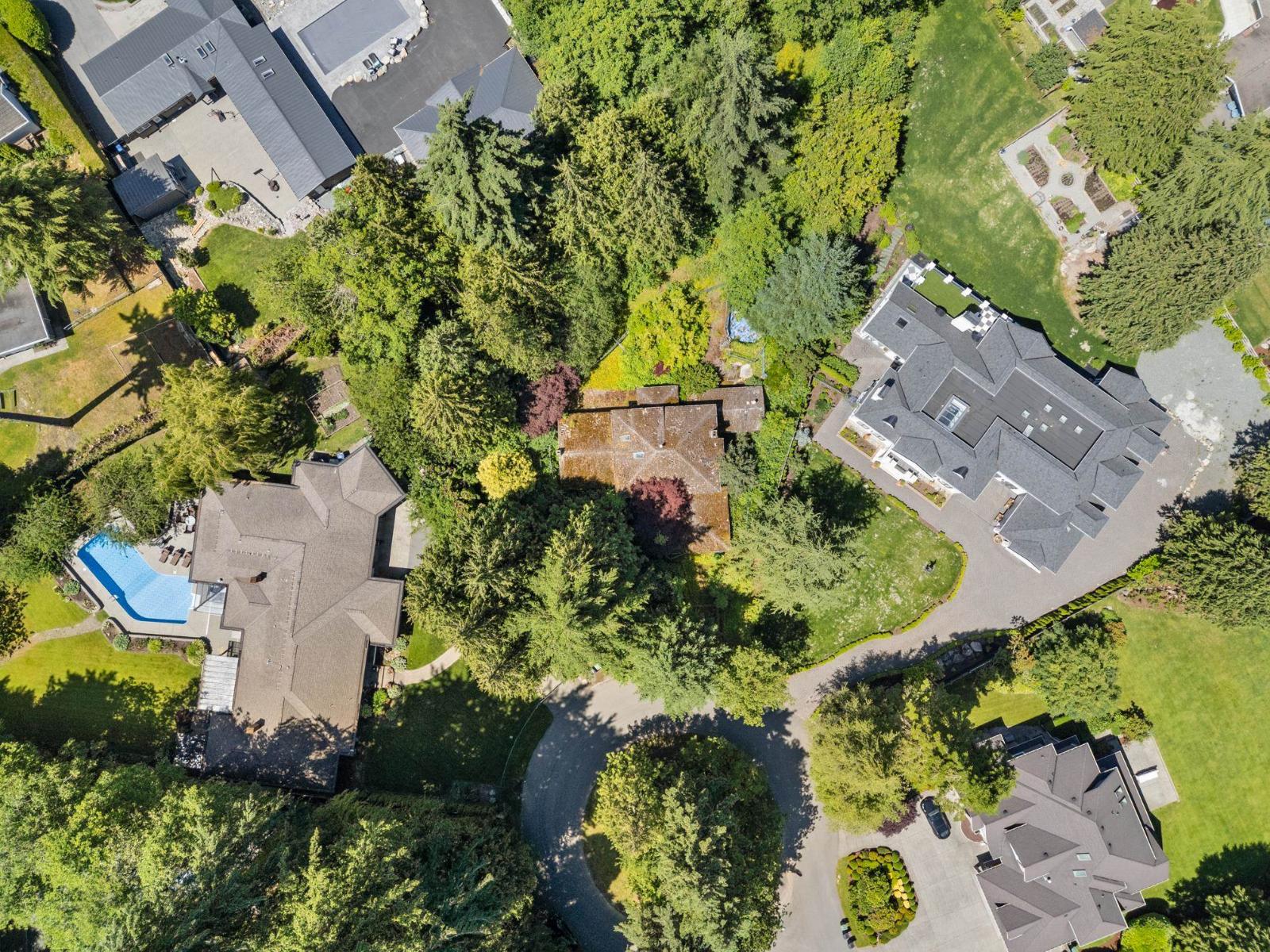 Photo 8 of 14069 26 A Avenue, Surrey BC