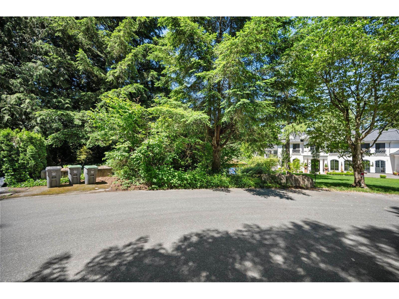 Photo 3 of 14069 26 A Avenue, Surrey BC