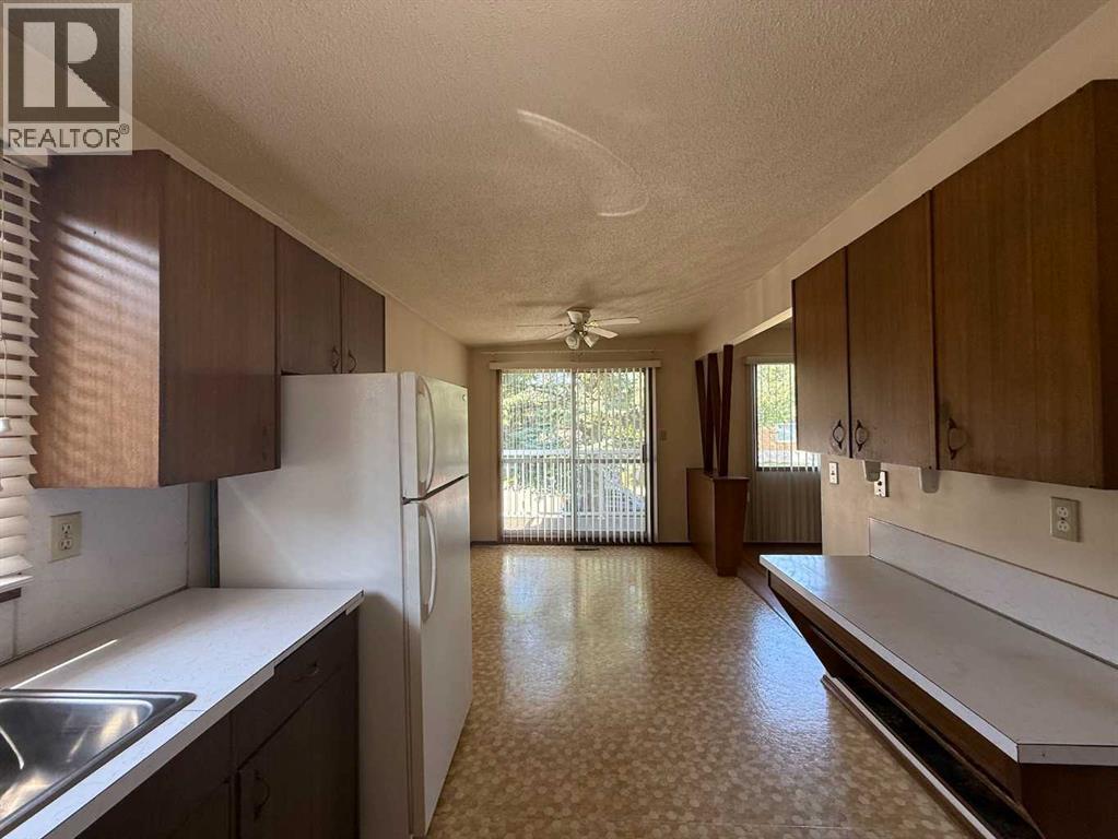 Photo 25 of 7331 7329 Huntertown Crescent Nw, Calgary AB