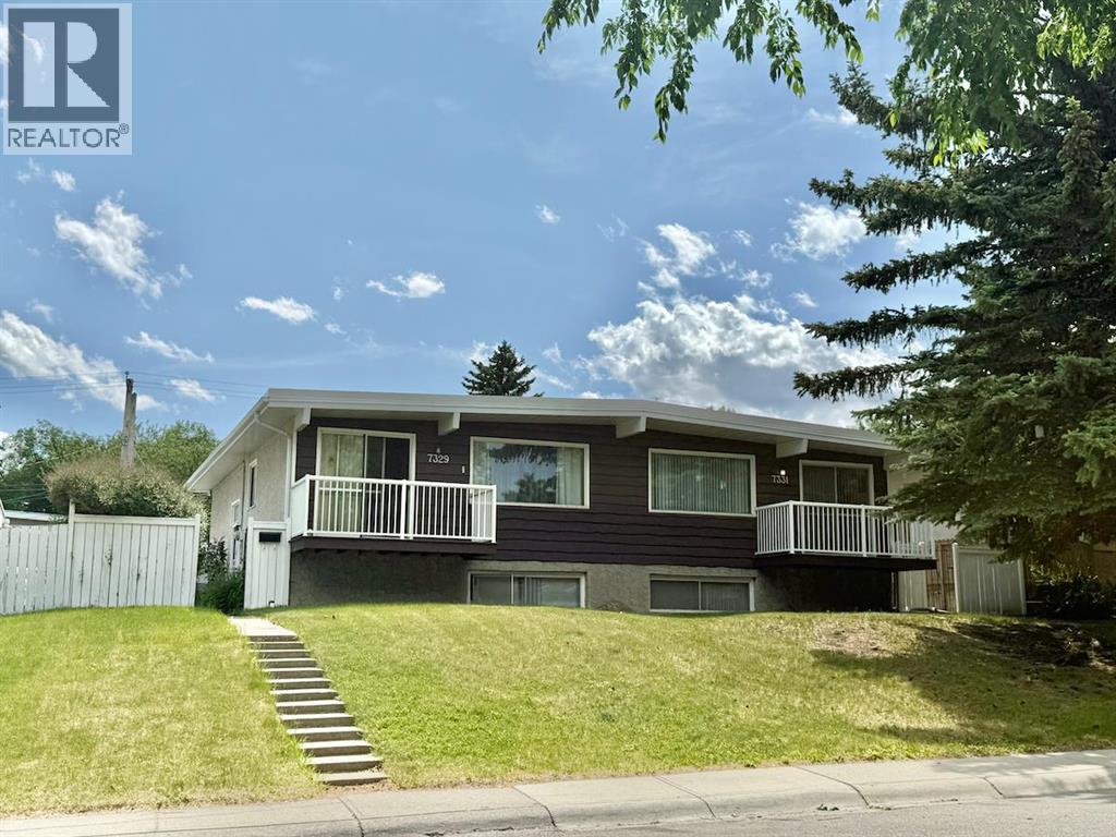 Photo 2 of 7331 7329 Huntertown Crescent Nw, Calgary AB