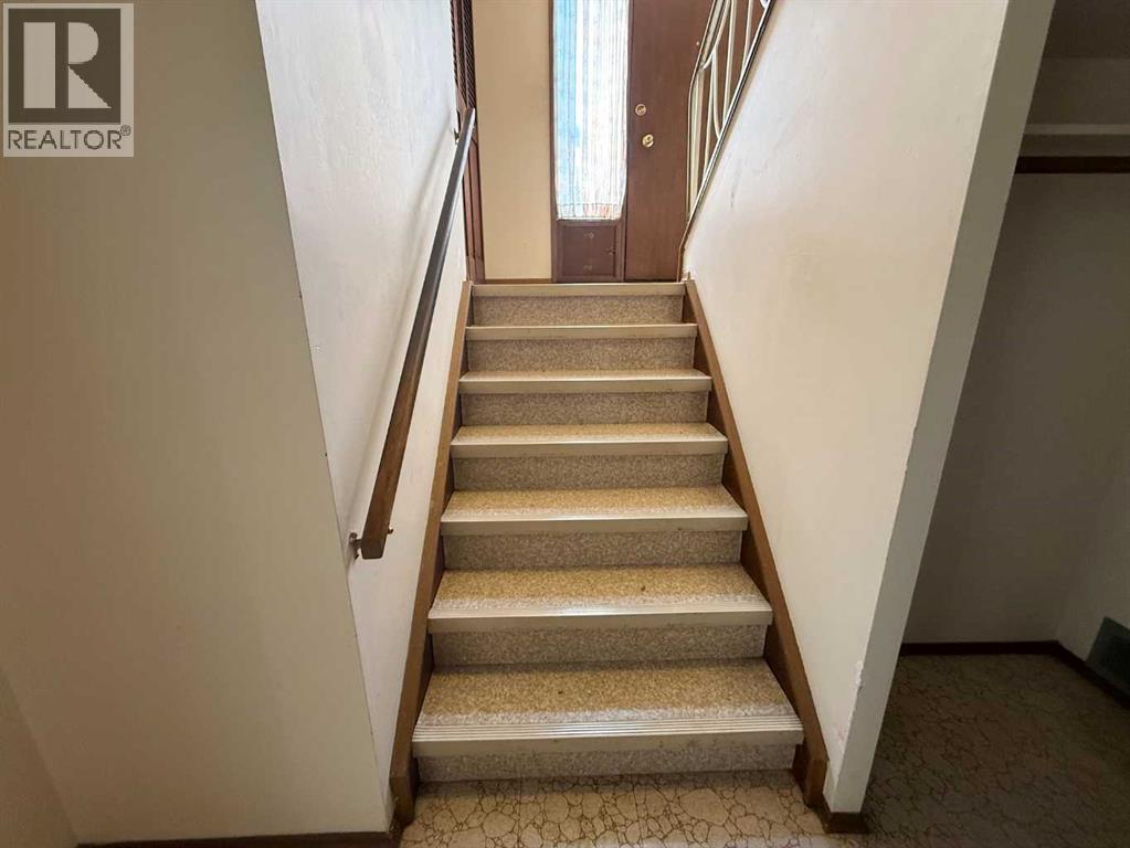 Photo 29 of 7331 7329 Huntertown Crescent Nw, Calgary AB