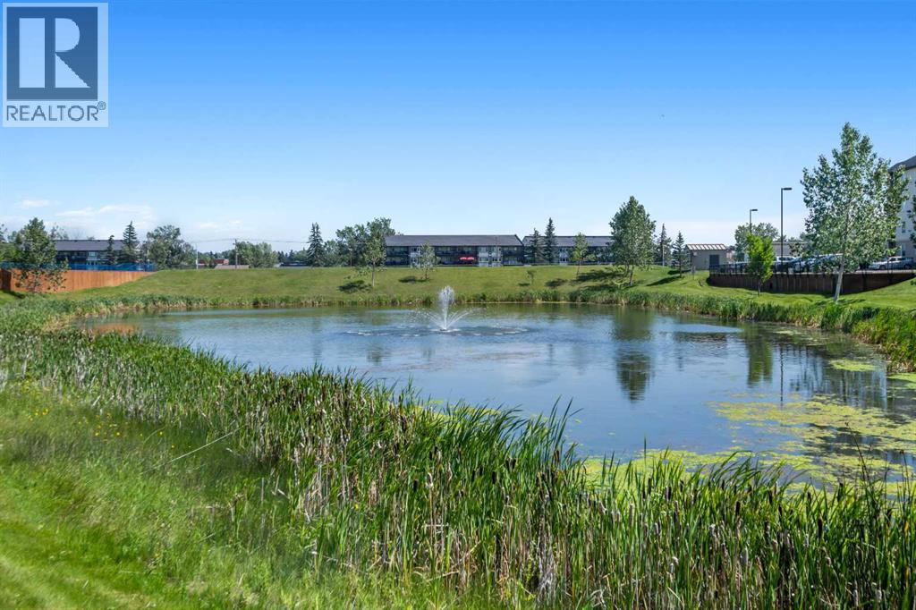Photo 4 of 8225 304 Mackenzie Way Sw, Airdrie AB