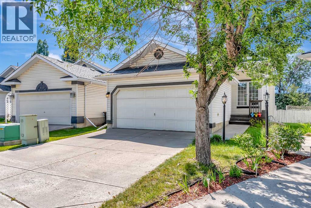 Photo 20 of 155 Douglas Glen Close Se, Calgary AB