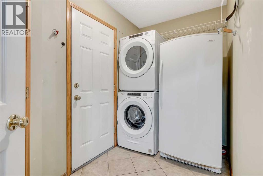 Photo 36 of 155 Douglas Glen Close Se, Calgary AB