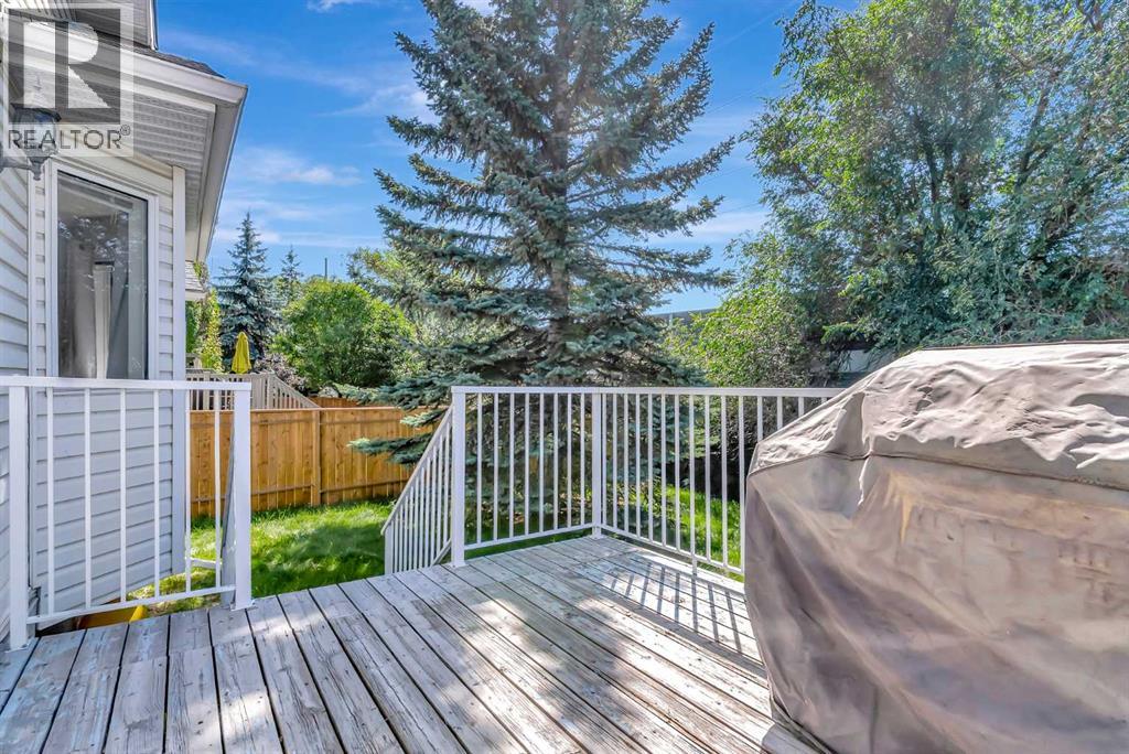 Photo 13 of 155 Douglas Glen Close Se, Calgary AB