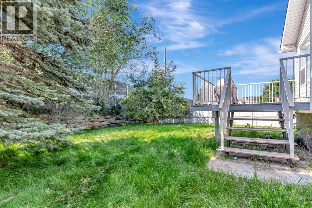 Photo 38 of 155 Douglas Glen Close Se, Calgary AB