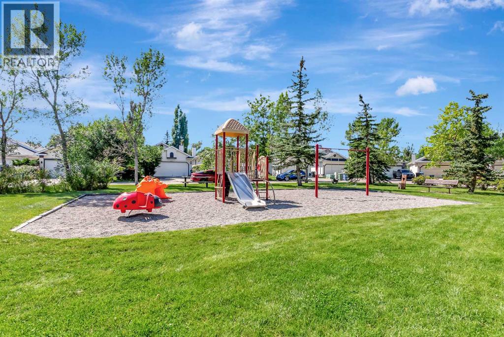 Photo 37 of 155 Douglas Glen Close Se, Calgary AB