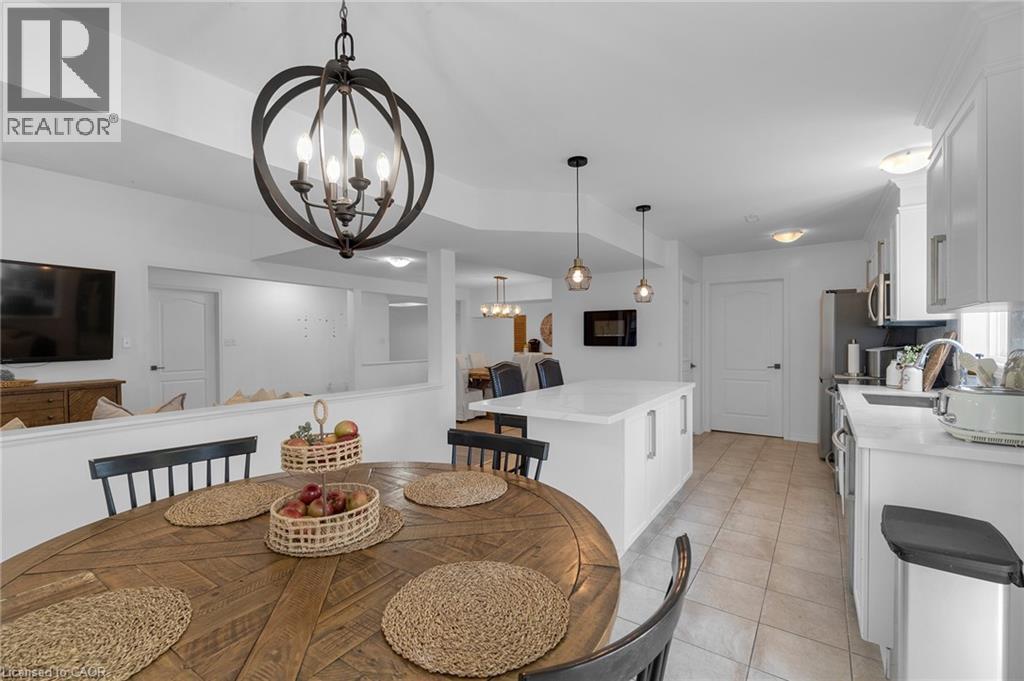 Photo 38 of 1433 Sheldon Street, Innisfil ON