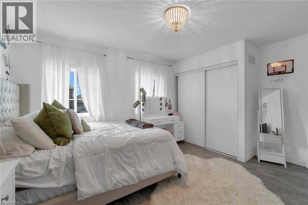Photo 14 of 1433 Sheldon Street, Innisfil ON