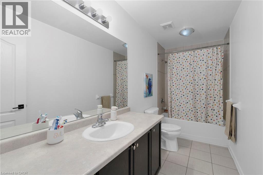 Photo 5 of 1433 Sheldon Street, Innisfil ON