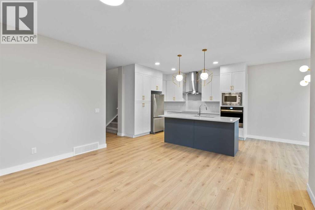 Photo 18 of 151 Belvedere Crescent Se, Calgary AB