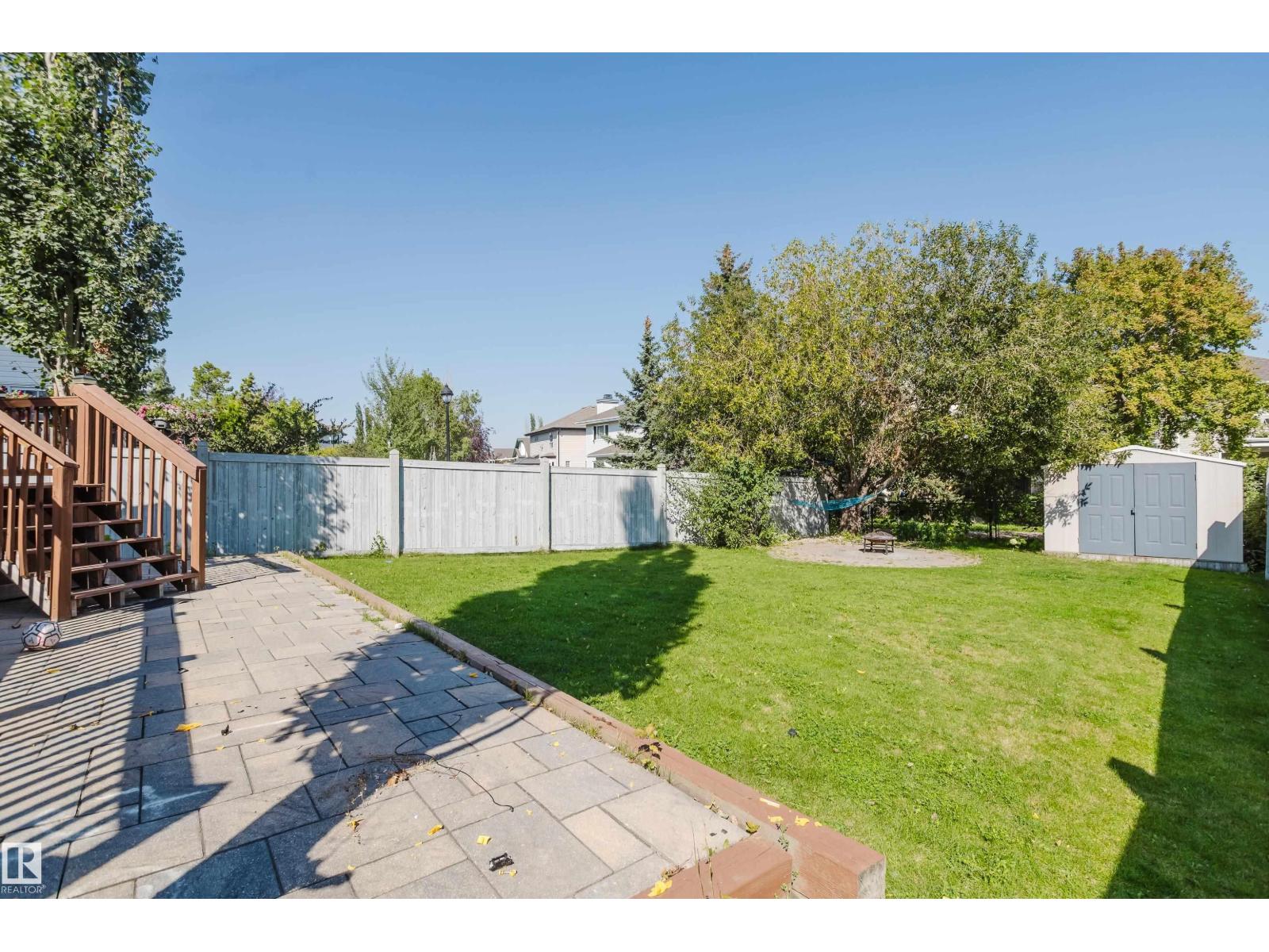 Photo 15 of 1665 Glastonbury Bv Nw, Edmonton AB