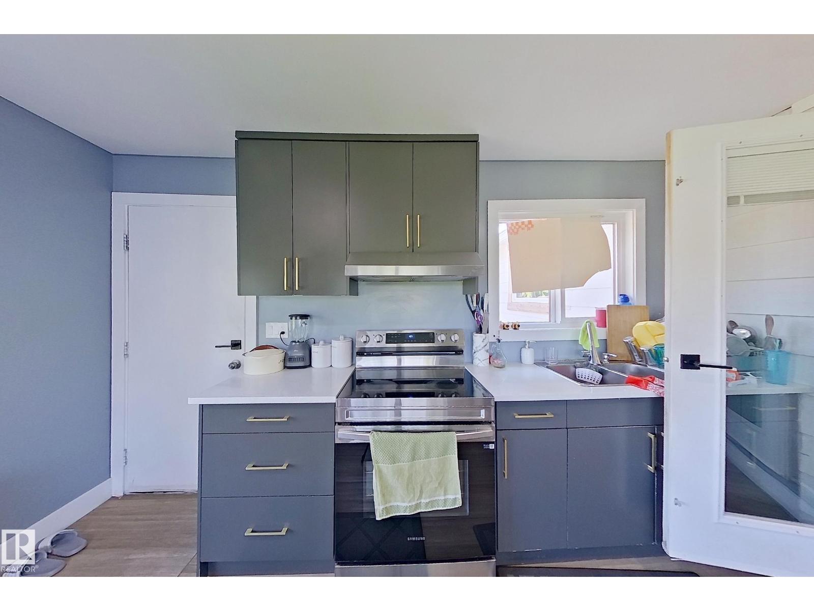 Photo 22 of 3054 28 Av Sw, Edmonton AB