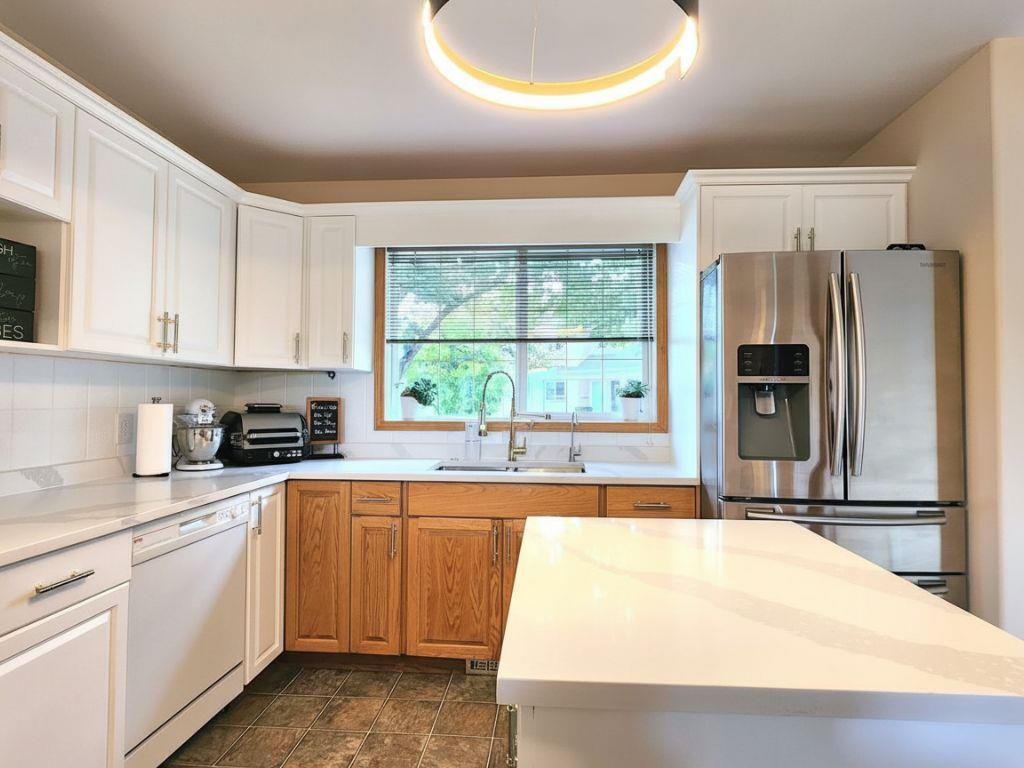 Photo 6 of 15 66 Willowlake Crescent, Winnipeg MB