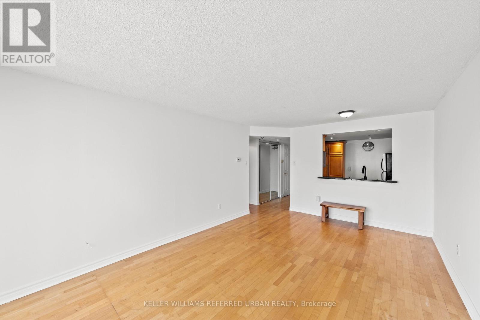 Photo 29 of 404 725 King Street W, Toronto ON