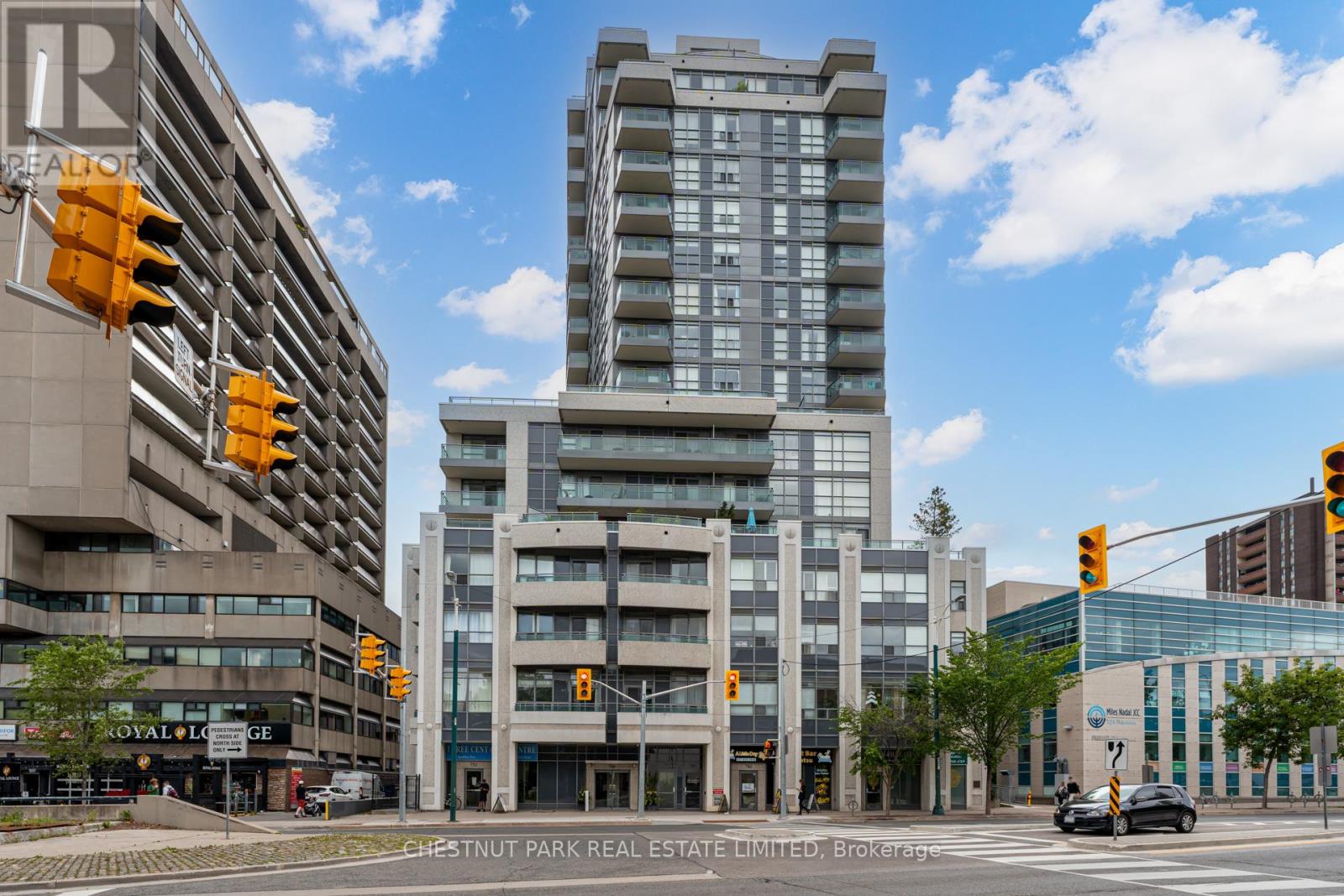 Photo 1 of 1711 736 Spadina Avenue, Toronto ON