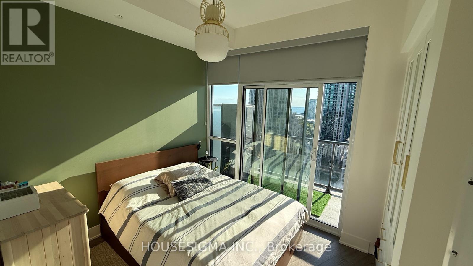 Photo 13 of Lph 4 38 Iannuzzi Street, Toronto ON