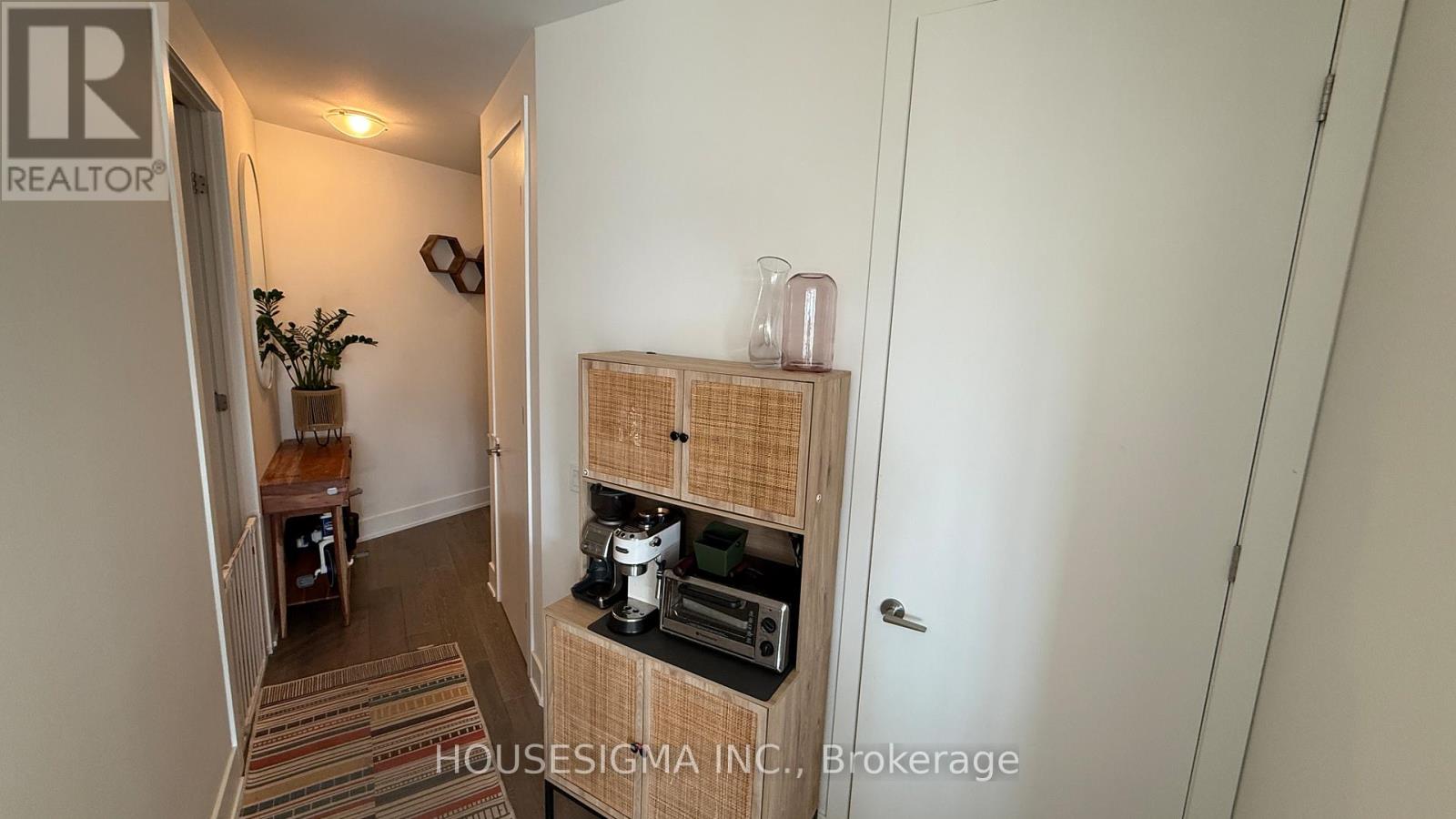 Photo 7 of Lph 4 38 Iannuzzi Street, Toronto ON