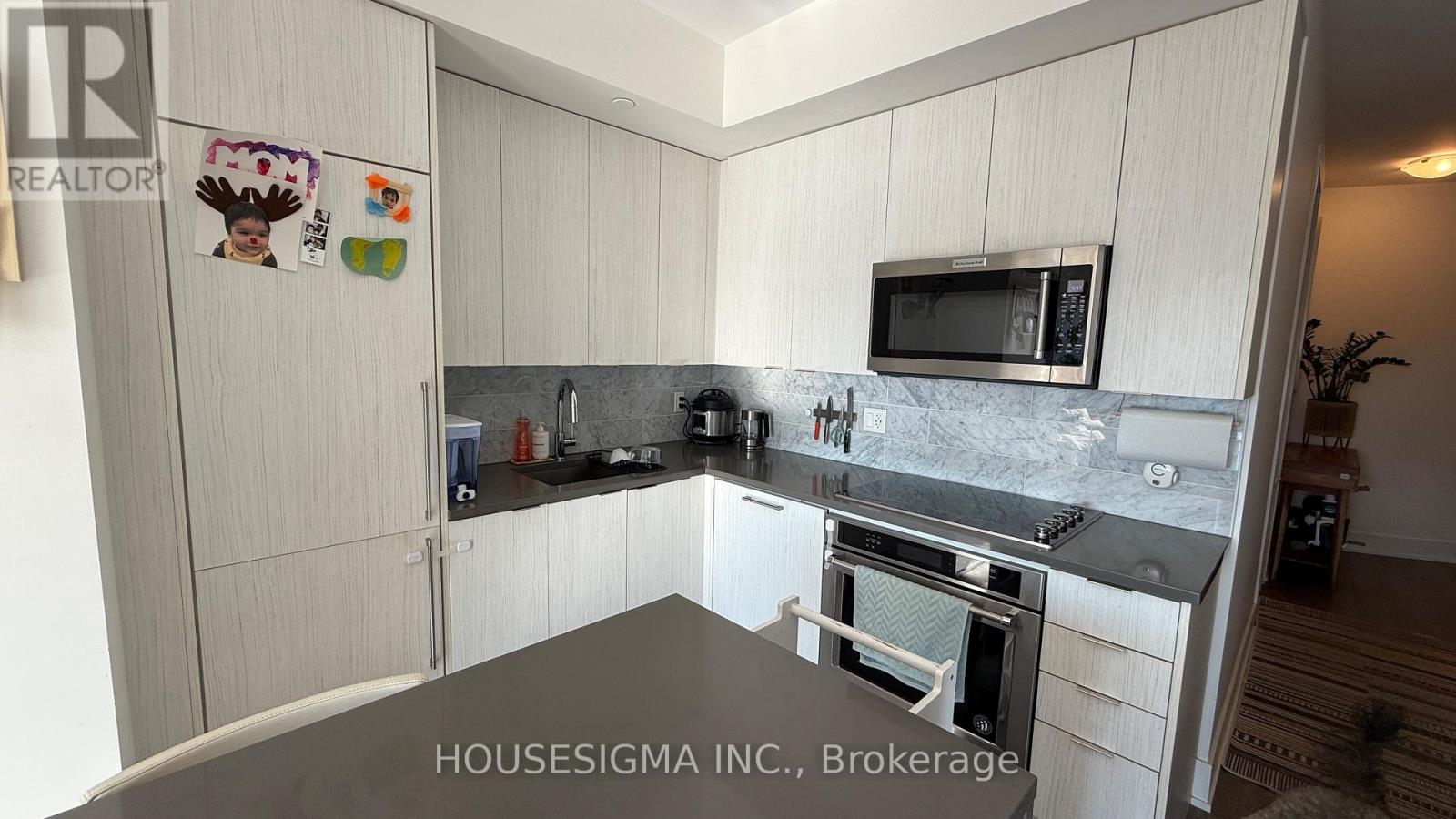 Photo 11 of Lph 4 38 Iannuzzi Street, Toronto ON