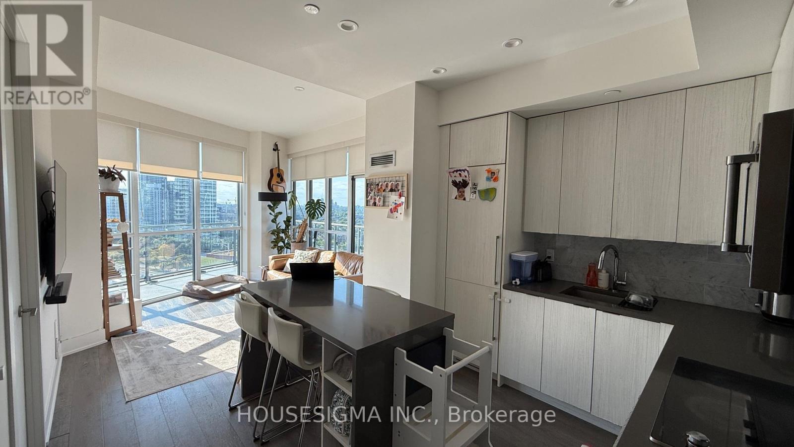 Photo 4 of Lph 4 38 Iannuzzi Street, Toronto ON