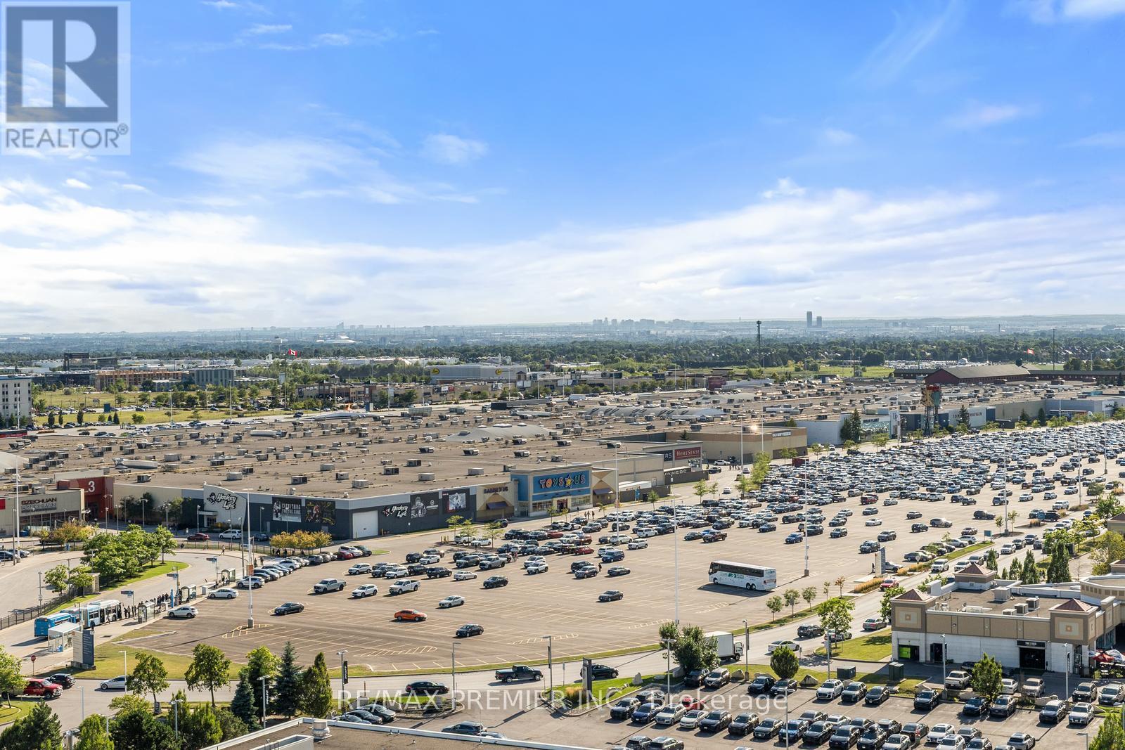 Photo 13 of 1412 10 Abeja Street, Vaughan ON