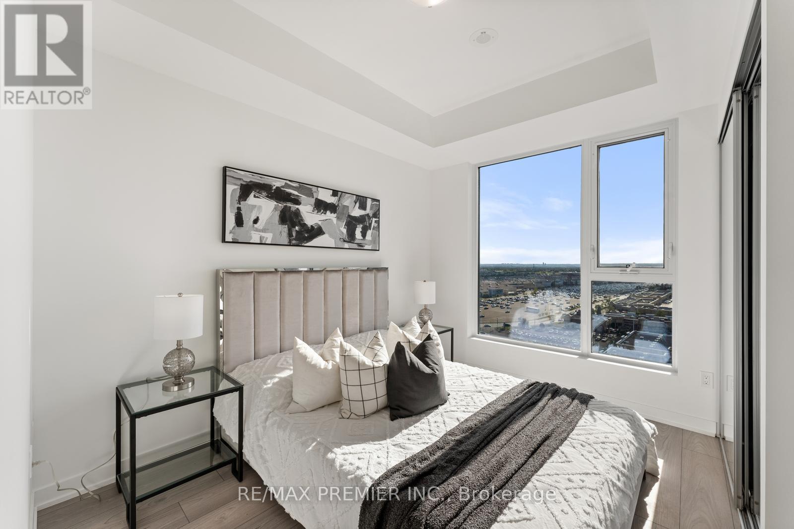 Photo 17 of 1412 10 Abeja Street, Vaughan ON