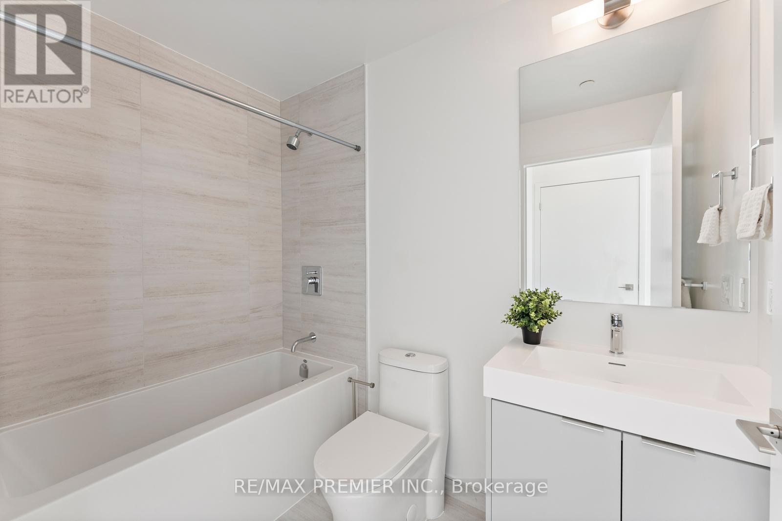 Photo 24 of 1412 10 Abeja Street, Vaughan ON