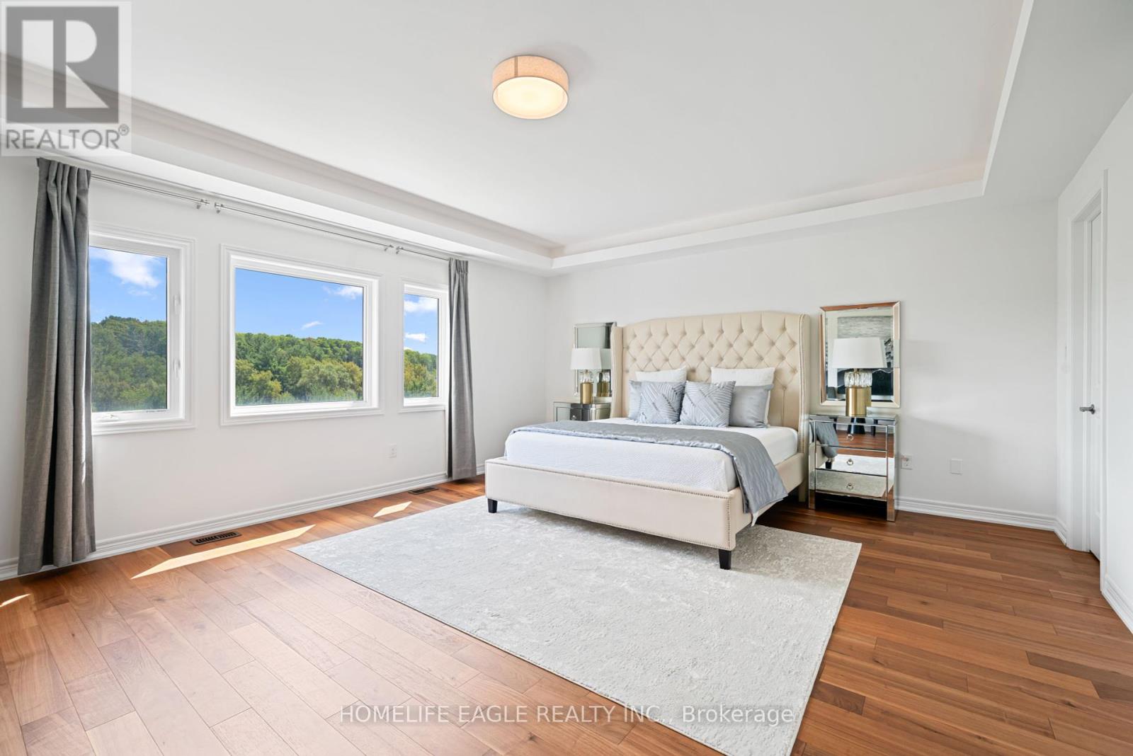 Photo 25 of 545 Clifford Perry Place, Newmarket ON