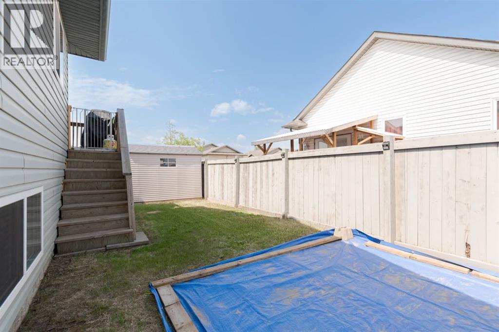 Photo 22 of 100 Swanson Crescent, Fort Mcmurray AB