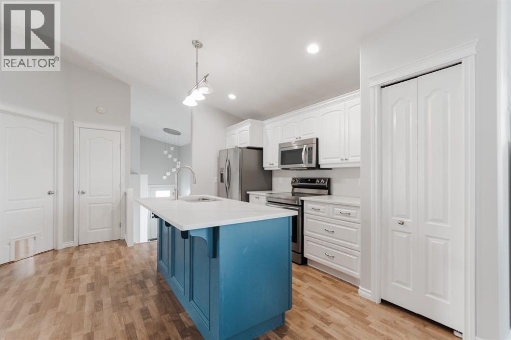 Photo 30 of 100 Swanson Crescent, Fort Mcmurray AB