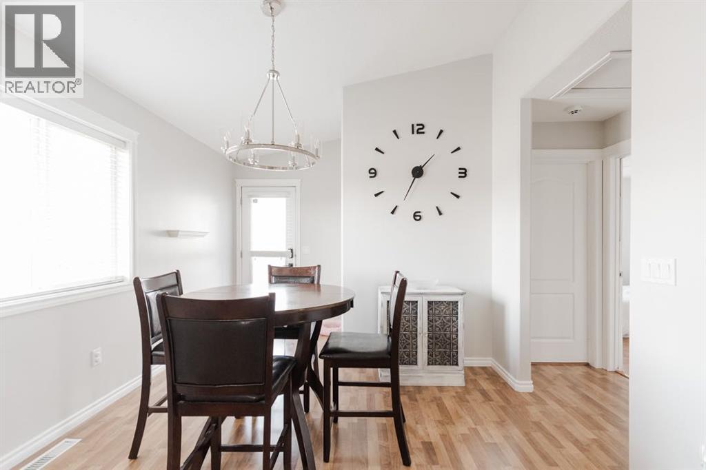 Photo 35 of 100 Swanson Crescent, Fort Mcmurray AB