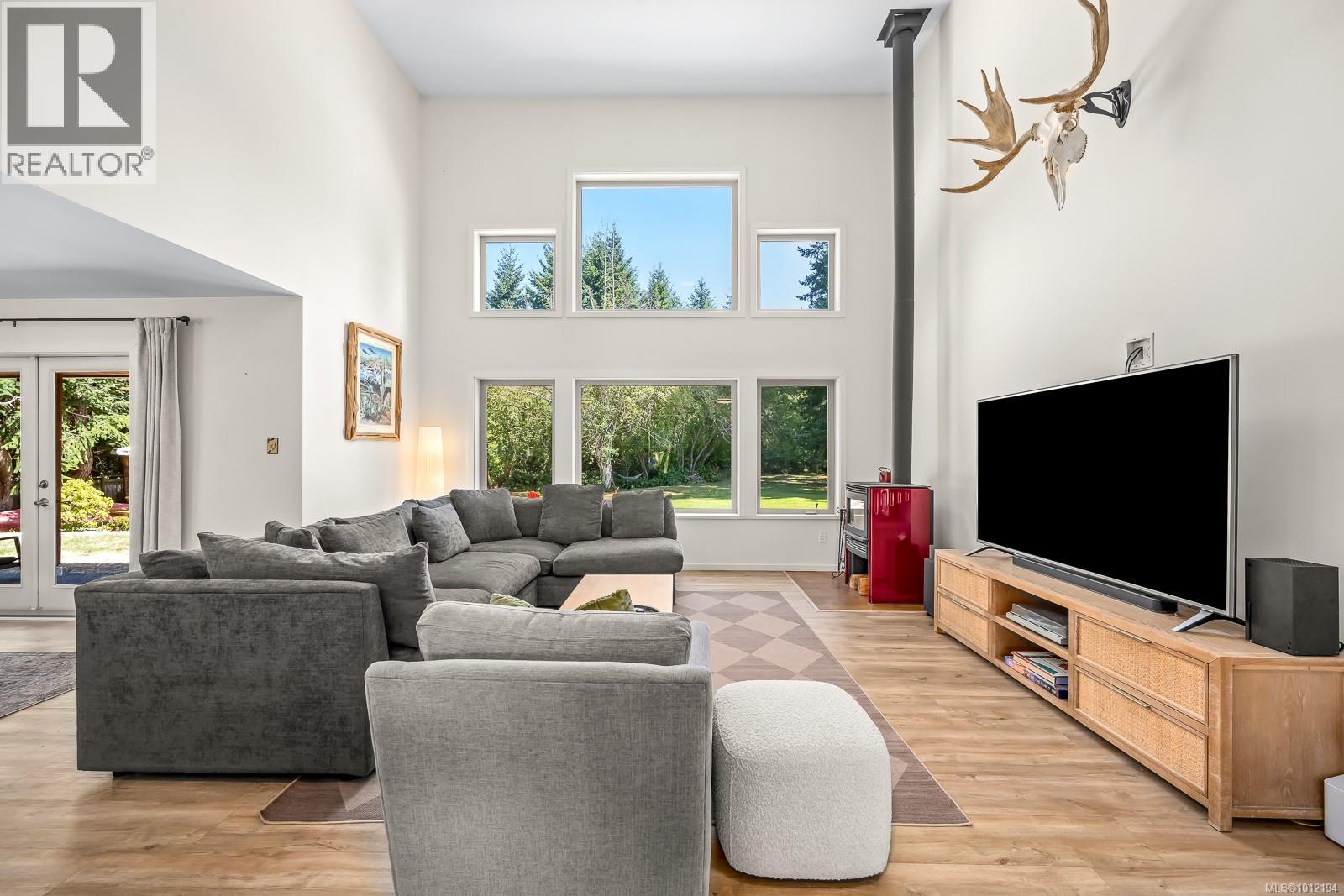 1818 Little River Rd, Comox