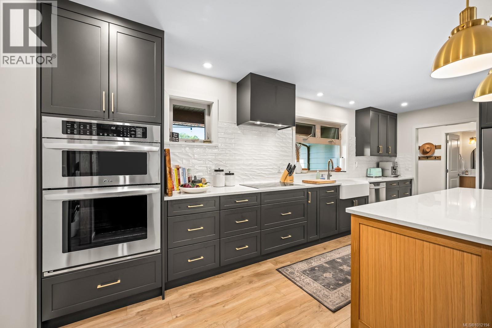 1818 Little River Rd, Comox