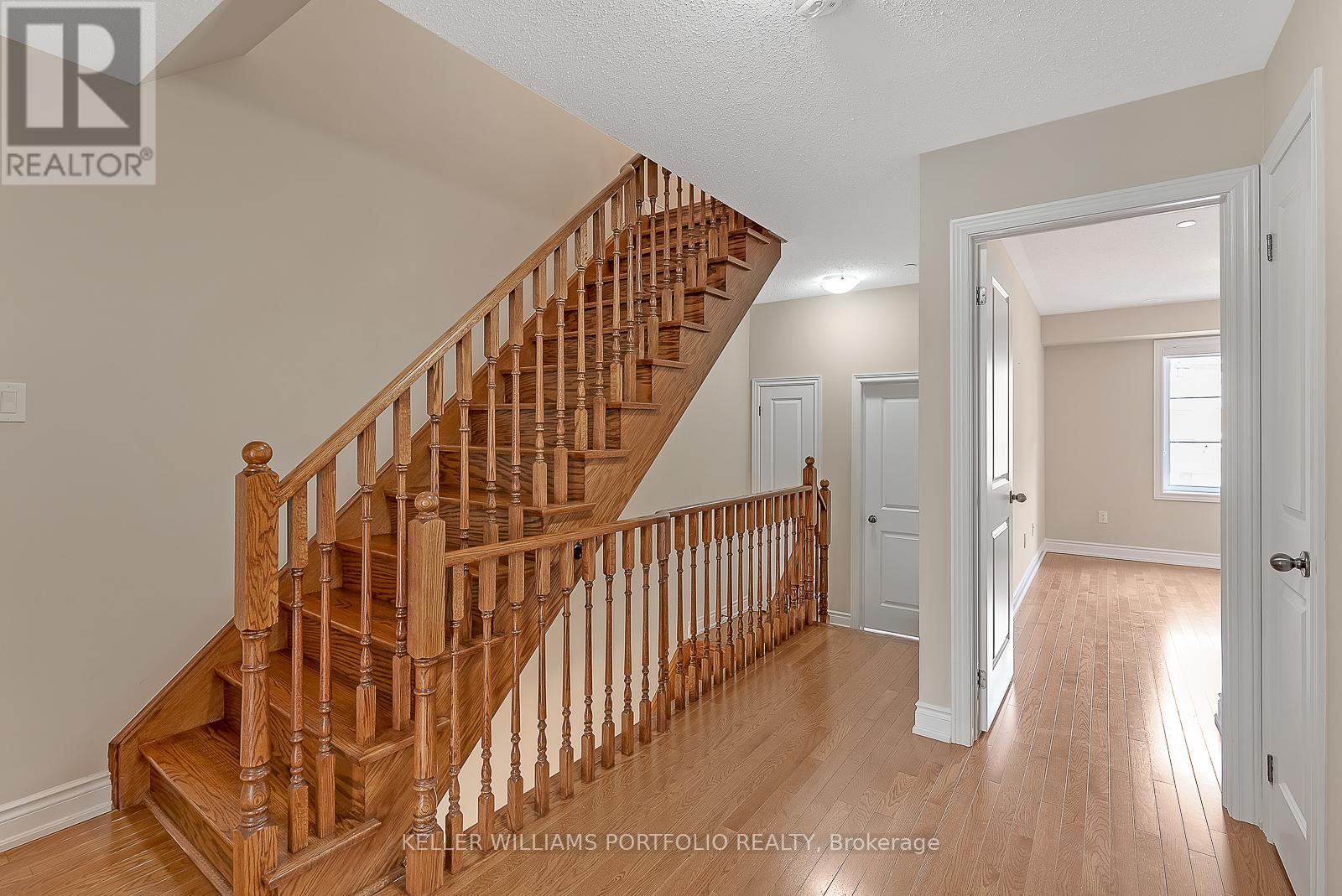Photo 44 of 83 1331 Major Mackenzie Drive W, Vaughan ON