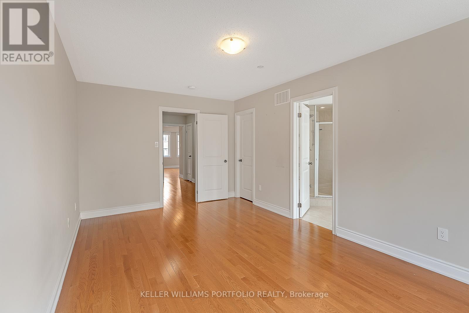 Photo 21 of 83 1331 Major Mackenzie Drive W, Vaughan ON