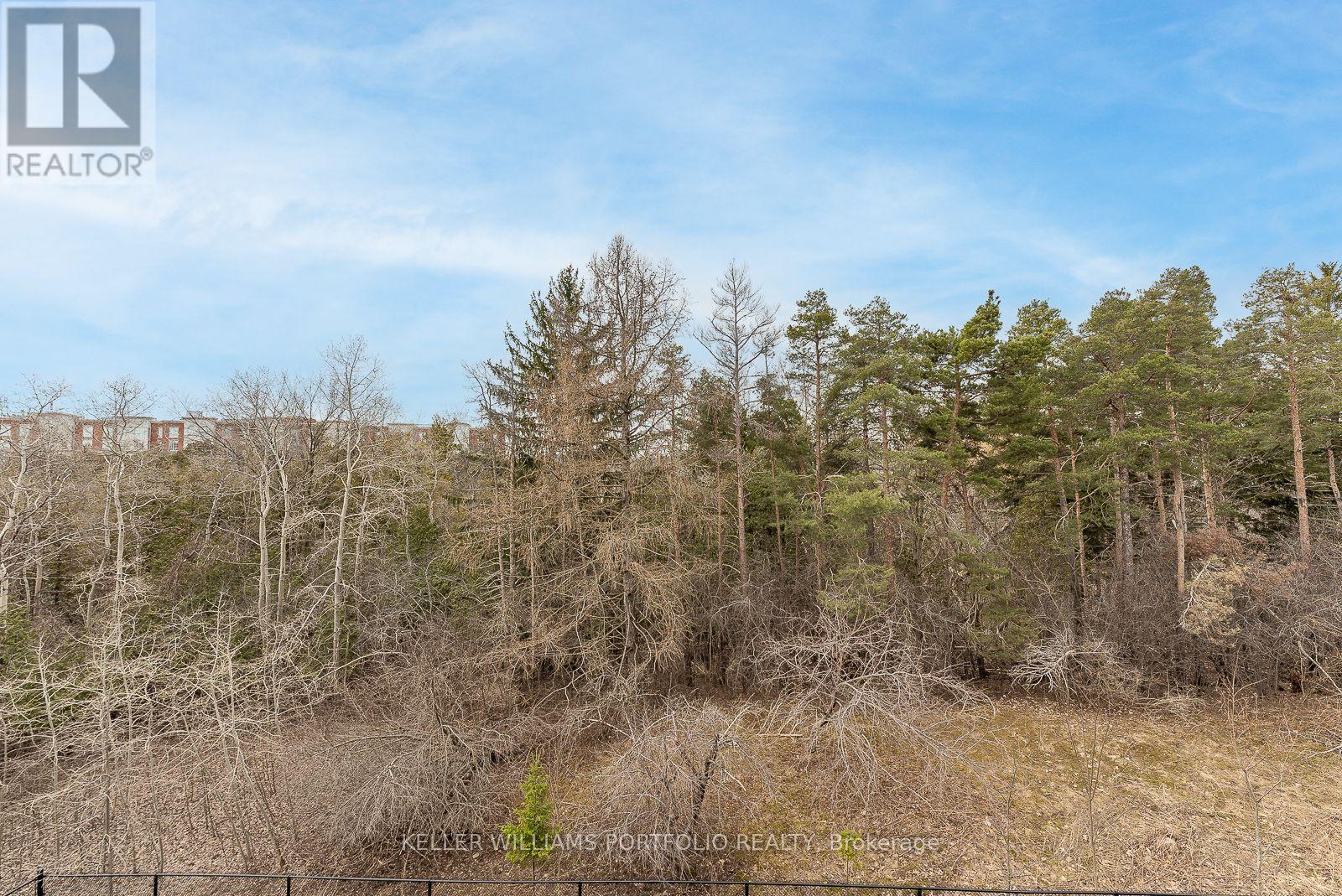 Photo 17 of 83 1331 Major Mackenzie Drive W, Vaughan ON