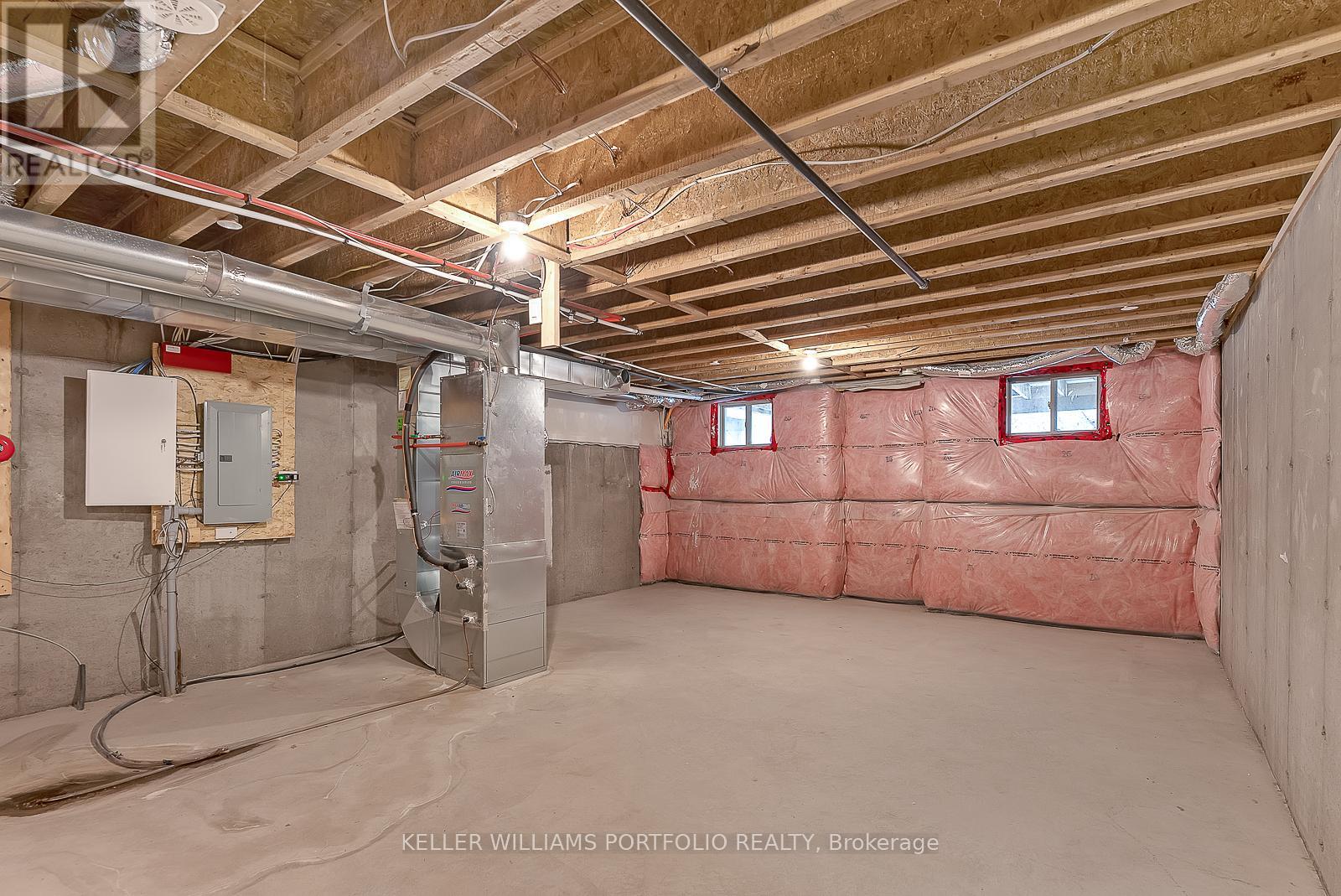 Photo 48 of 83 1331 Major Mackenzie Drive W, Vaughan ON