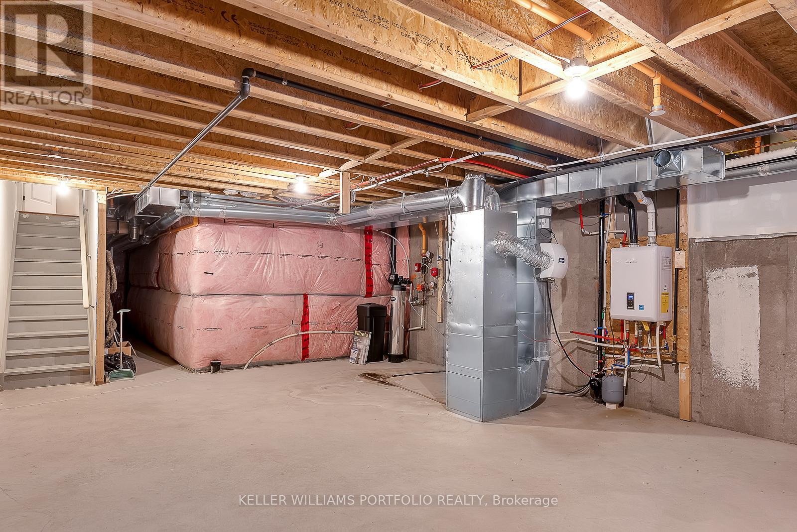 Photo 38 of 83 1331 Major Mackenzie Drive W, Vaughan ON