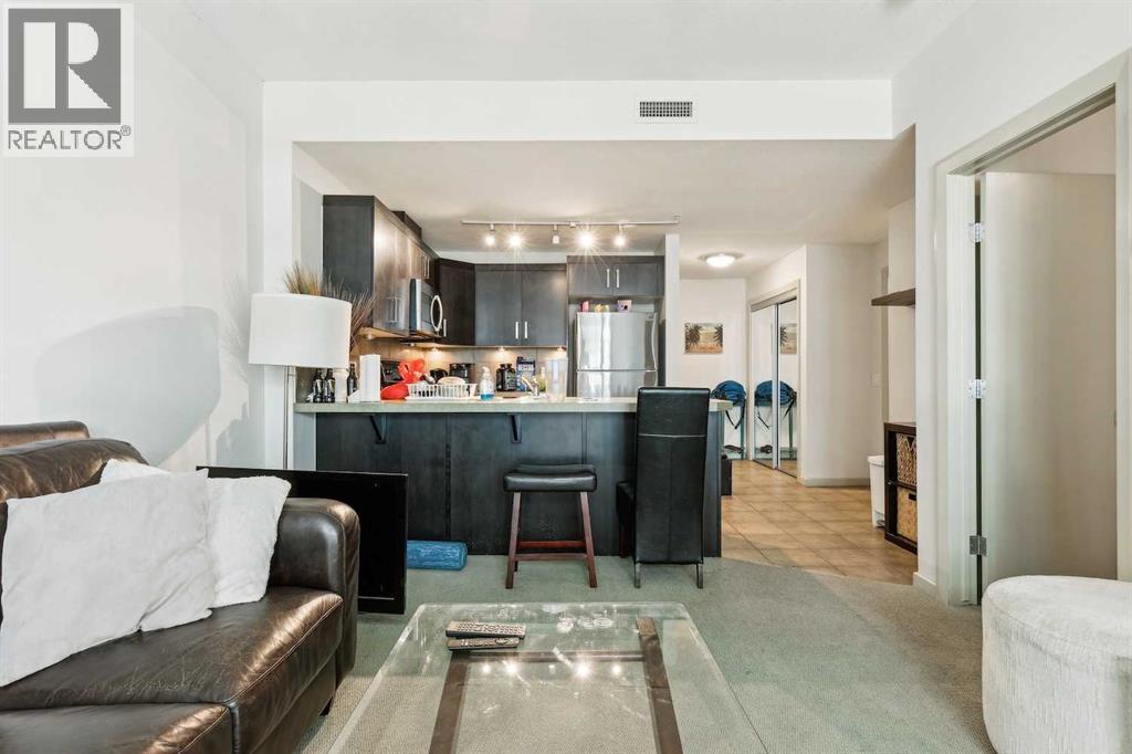 Photo 3 of 402 1410 1 Street Se, Calgary AB