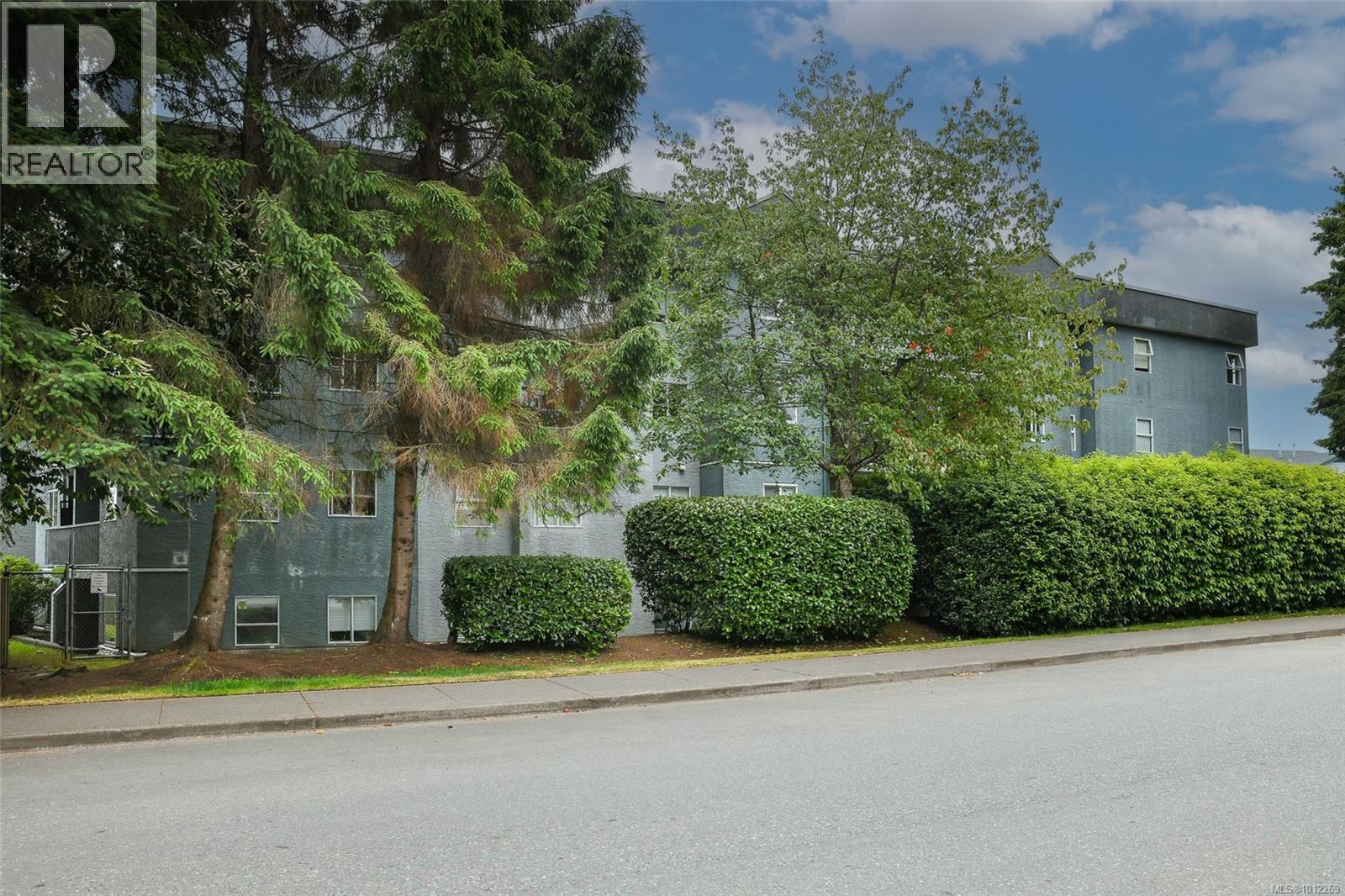 310 1050 Braidwood Rd, Courtenay