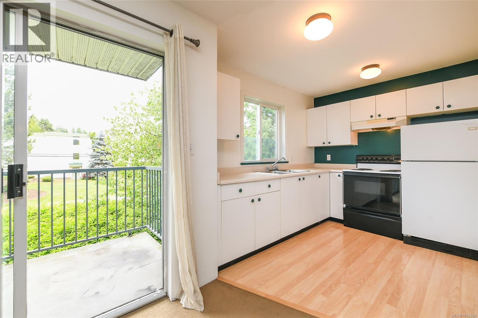 310 1050 Braidwood Rd, Courtenay