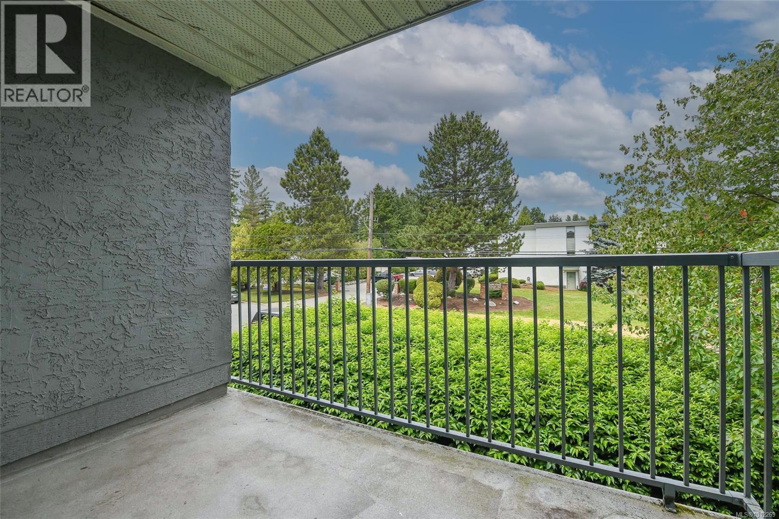 310 1050 Braidwood Rd, Courtenay