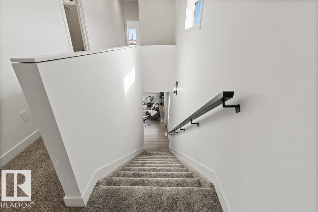 Photo 12 of 9826 158 St Nw, Edmonton AB